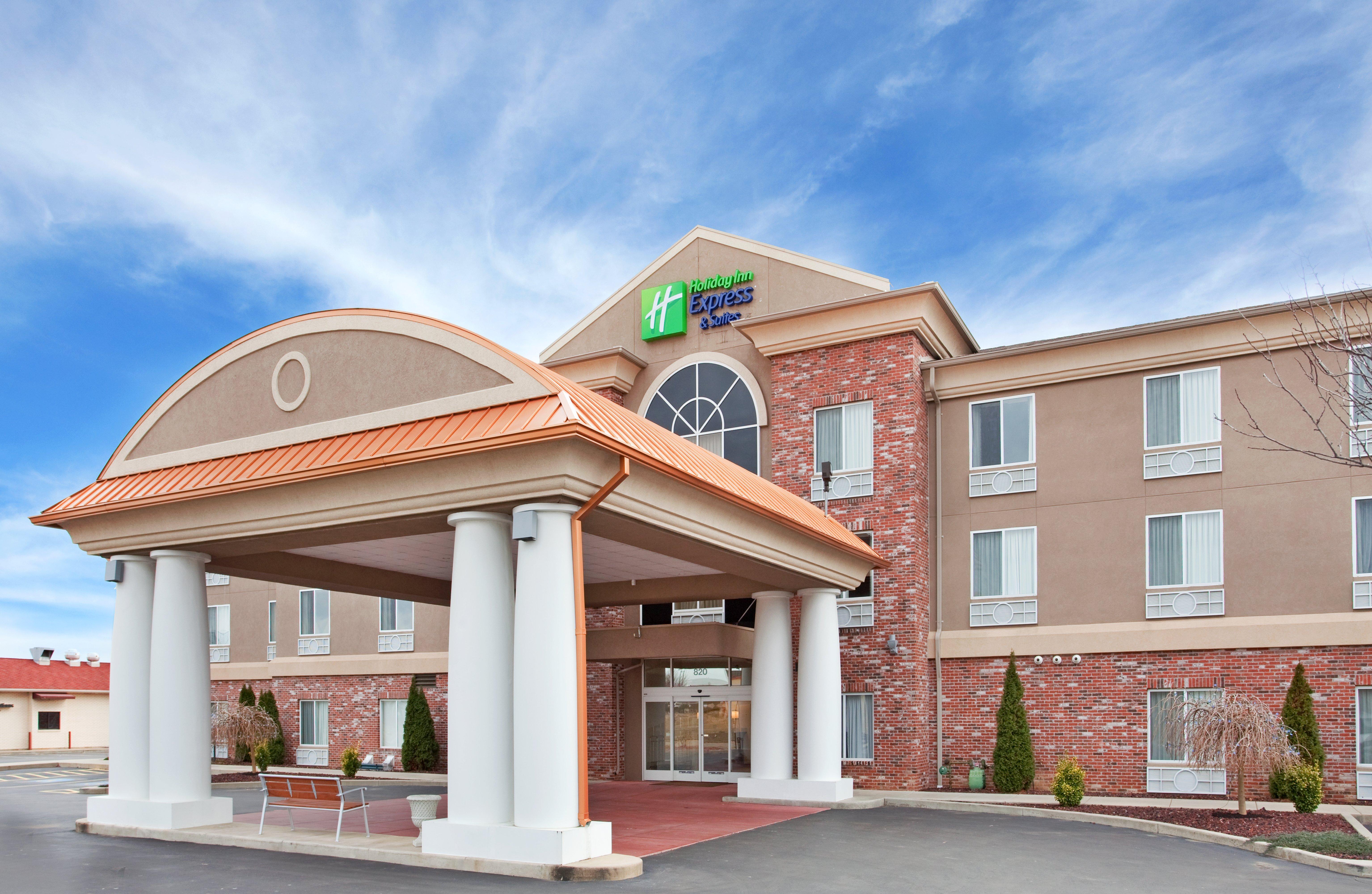 Holiday Inn Express Hotel & Suites Farmington, An Ihg Hotel Exterior photo